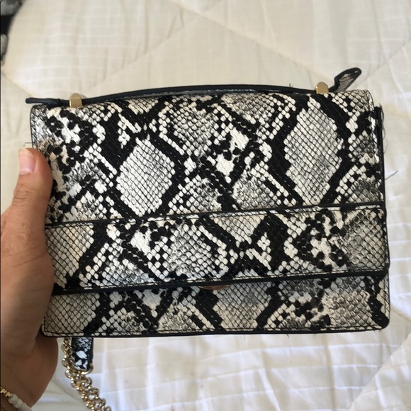 Purse - Picture 2 of 2